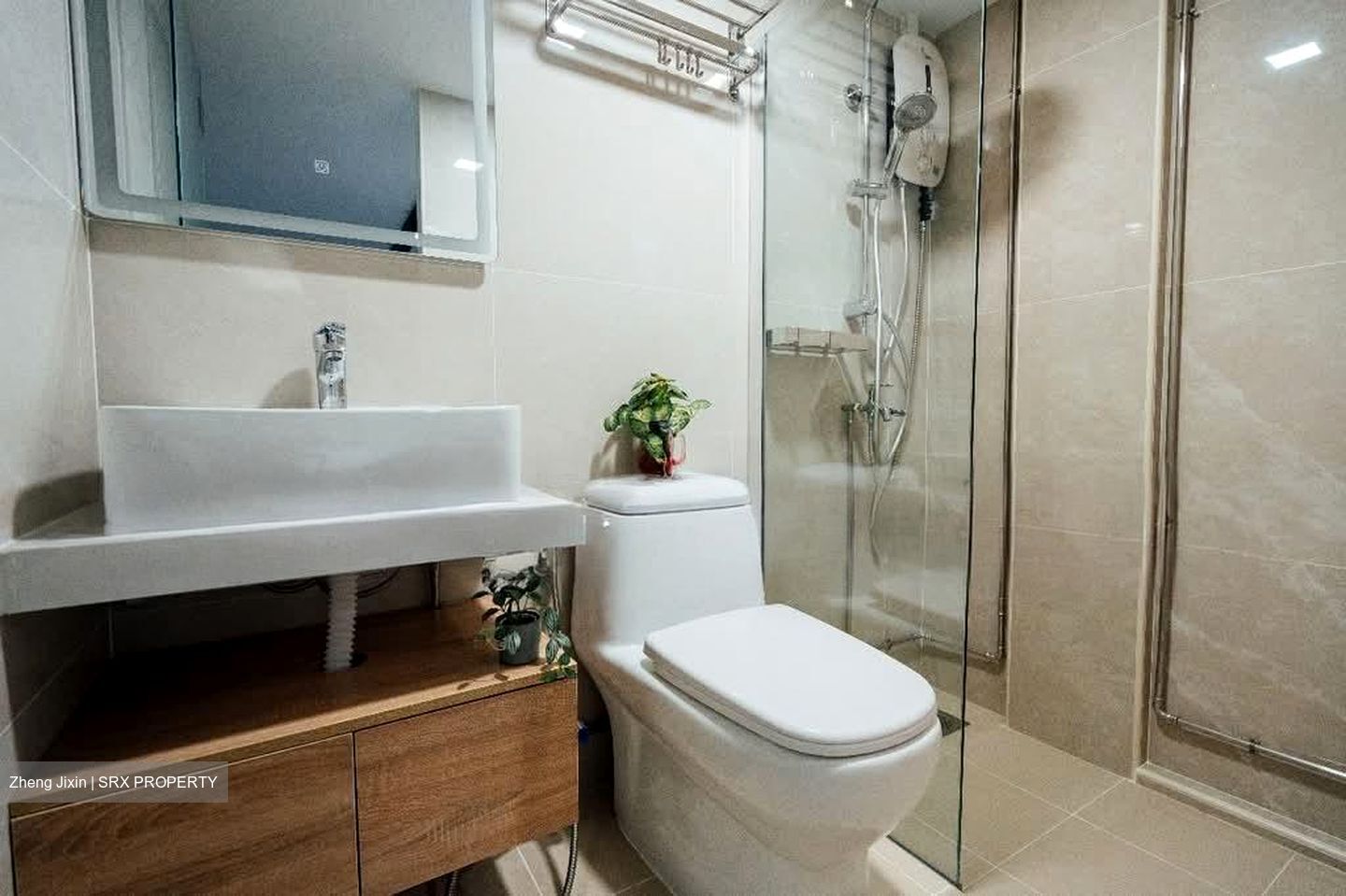River Valley Road (D10), Apartment #549721491